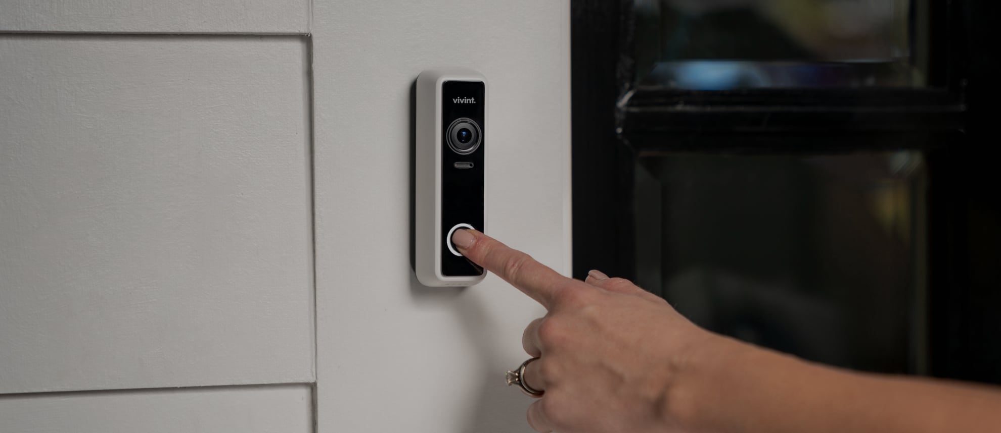 Vivint Champaign Doorbell Camera